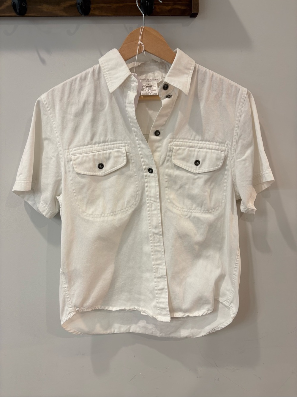 Jones New York White Short Sleeve Button-Front 100% Cotton Shirt